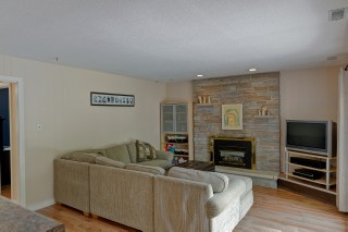 1250 WILTSHIRE DR, Sarnia, Ontario, Canada