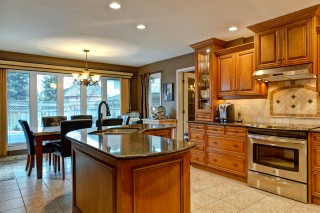 1436 ERROL RD East, Sarnia, Ontario, Canada
