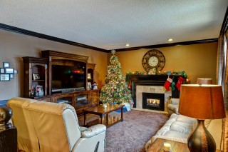 1436 ERROL RD East, Sarnia, Ontario, Canada