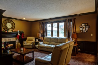 1436 ERROL RD East, Sarnia, Ontario, Canada