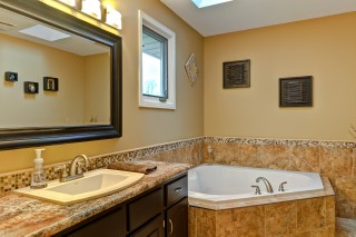 1436 ERROL RD East, Sarnia, Ontario, Canada