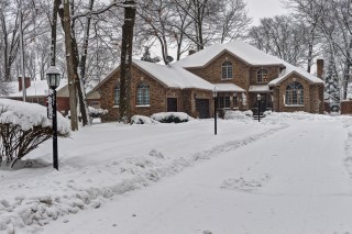 1851 LAKESHORE RD, Sarnia, Ontario, Canada