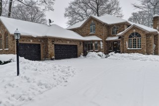 1851 LAKESHORE RD, Sarnia, Ontario, Canada