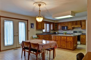 1411 ERROL RD East, Sarnia, Ontario, Canada
