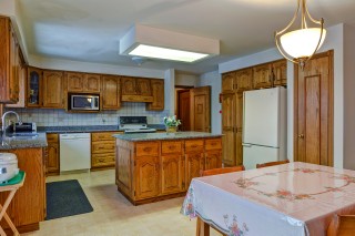 1411 ERROL RD East, Sarnia, Ontario, Canada