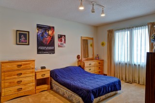 1411 ERROL RD East, Sarnia, Ontario, Canada