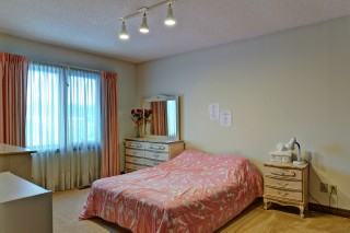1411 ERROL RD East, Sarnia, Ontario, Canada