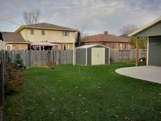 1316 ERROL RD East, Sarnia, Ontario, Canada