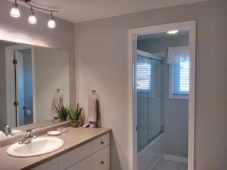 1316 ERROL RD East, Sarnia, Ontario, Canada