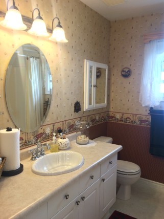 1561 AFTON CRT, Sarnia, Ontario, Canada