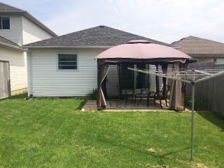 1561 AFTON CRT, Sarnia, Ontario, Canada