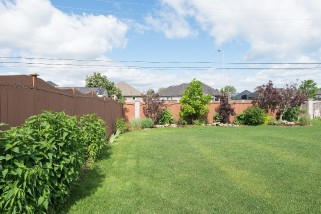 615 GRAYCLIFF DR, Sarnia, Ontario, Canada