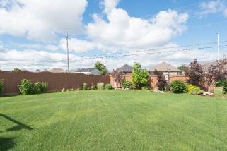 615 GRAYCLIFF DR, Sarnia, Ontario, Canada