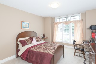 615 GRAYCLIFF DR, Sarnia, Ontario, Canada