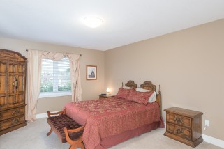 615 GRAYCLIFF DR, Sarnia, Ontario, Canada