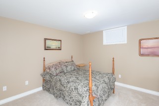 615 GRAYCLIFF DR, Sarnia, Ontario, Canada