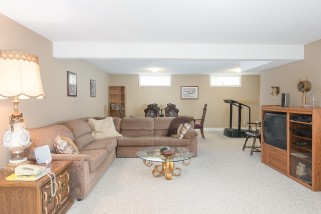 615 GRAYCLIFF DR, Sarnia, Ontario, Canada