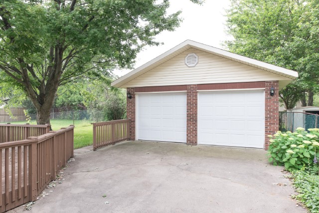 110 MAPLESTONE AVE, Sarnia, Ontario, Canada