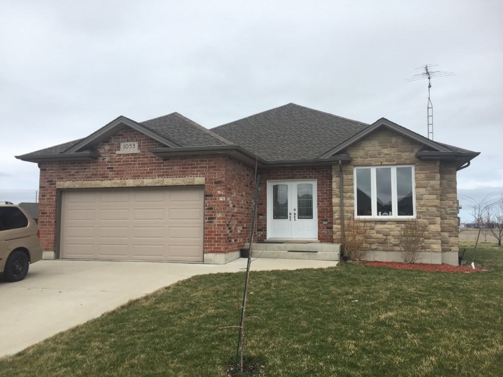 1053 CHELSEA CRT, Sarnia, Ontario, Canada