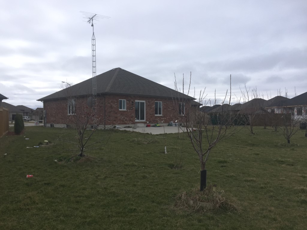 1053 CHELSEA CRT, Sarnia, Ontario, Canada