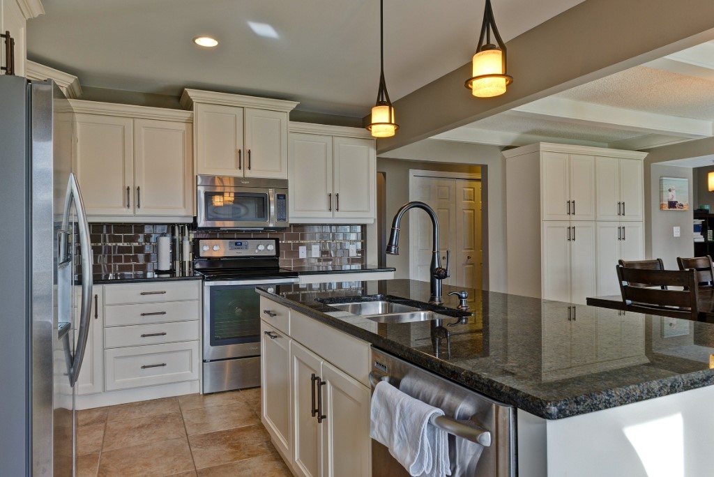 1249 ERROL RD East, Sarnia, Ontario, Canada