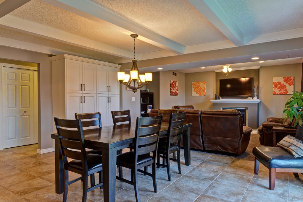 1249 ERROL RD East, Sarnia, Ontario, Canada