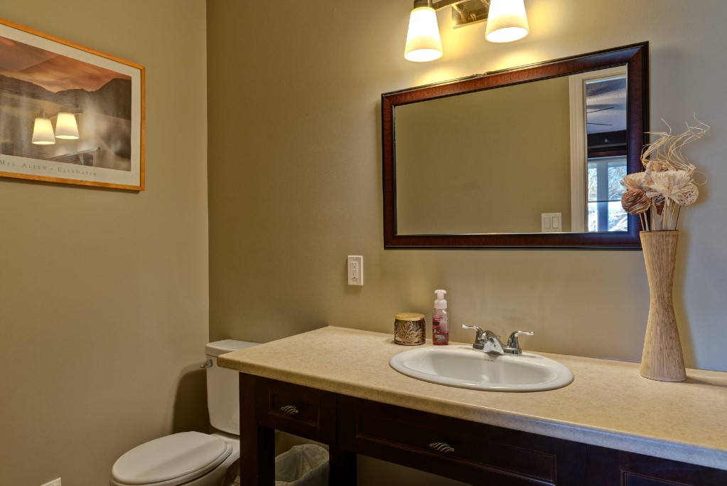1249 ERROL RD East, Sarnia, Ontario, Canada