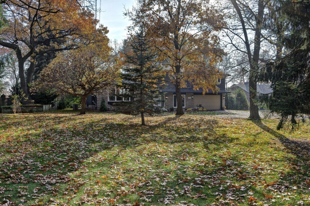 1519 LAKESHORE RD, Sarnia, Ontario, Canada