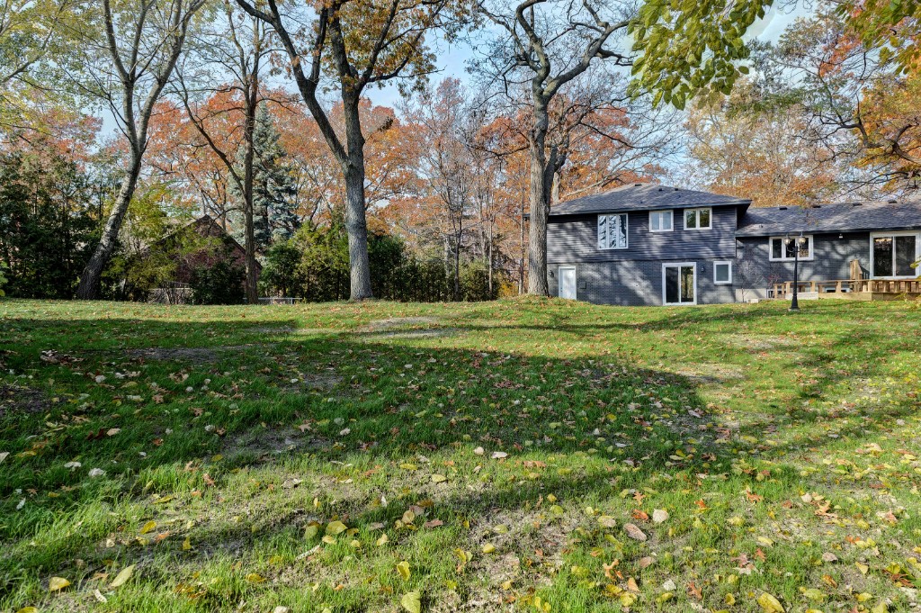 1519 LAKESHORE RD, Sarnia, Ontario, Canada