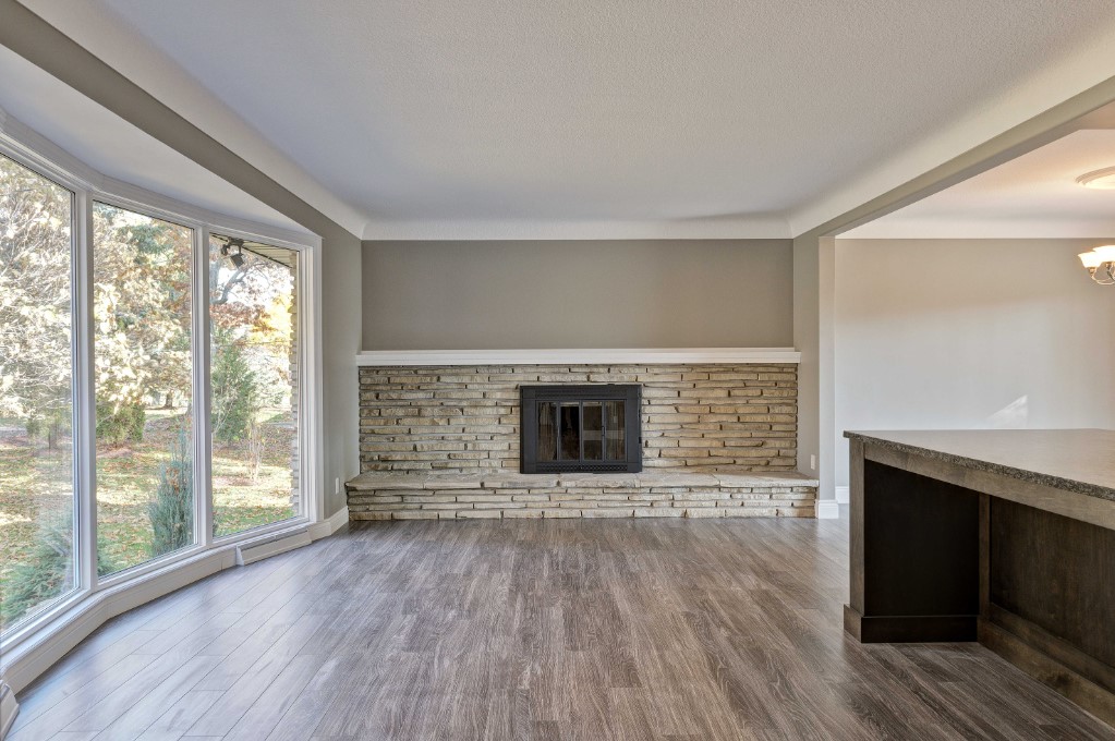 1519 LAKESHORE RD, Sarnia, Ontario, Canada