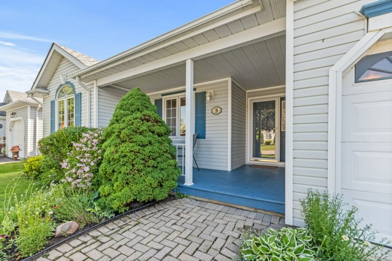 3 Lockwood Drive, Brighton, Canada