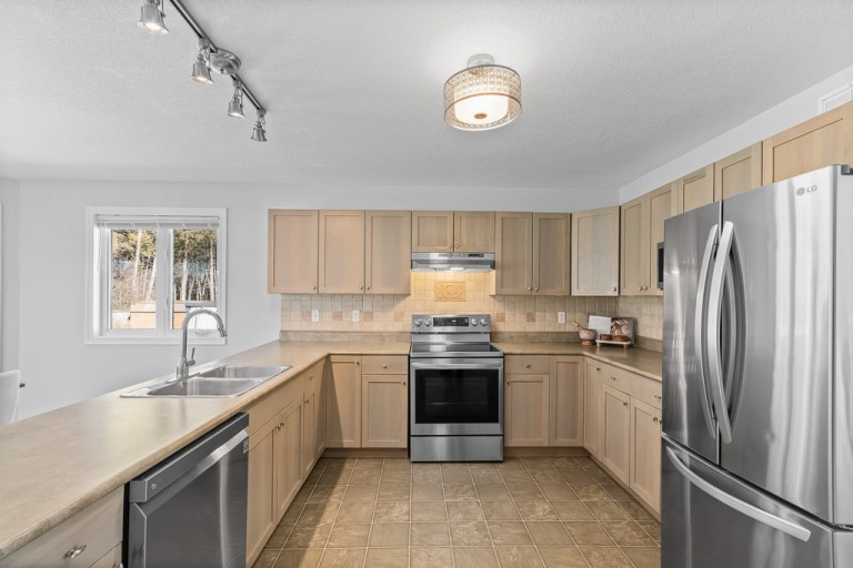 5 Nautical Lane, Brighton, Canada