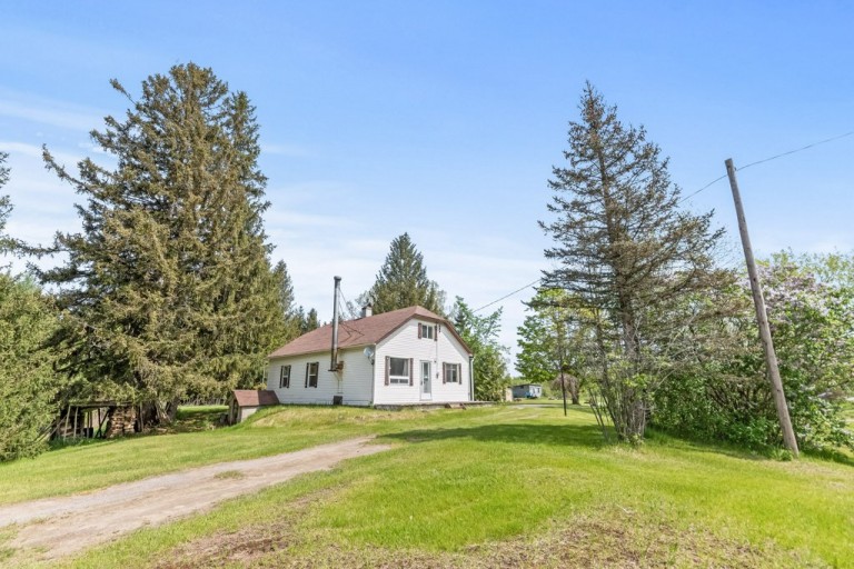 348 County Road 41, Brighton, Ontario, Canada