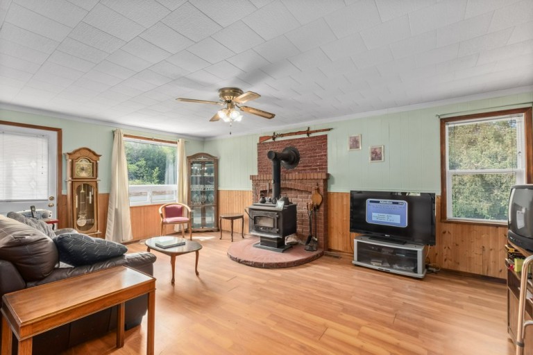 348 County Road 41, Brighton, Canada photo 15