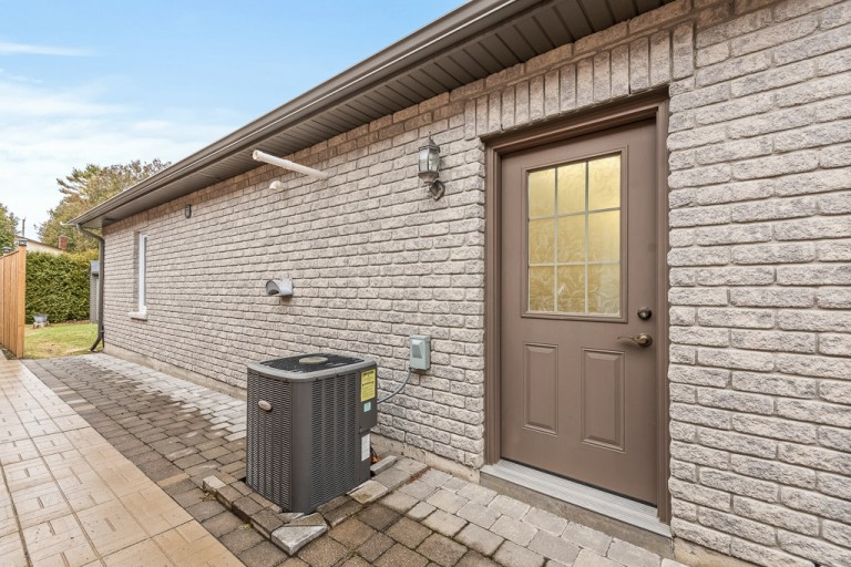 29 Forest Drive, Brighton, Brighton, Canada
