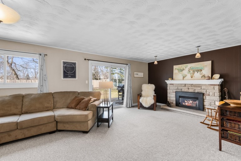 16 Applewood Drive, Belleville, Canada photo 28