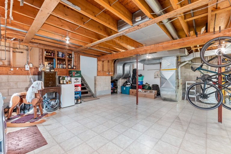 16 Applewood Drive, Belleville, Canada photo 38
