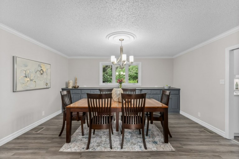 8 Mohawk Ave, Brighton, Canada photo 14