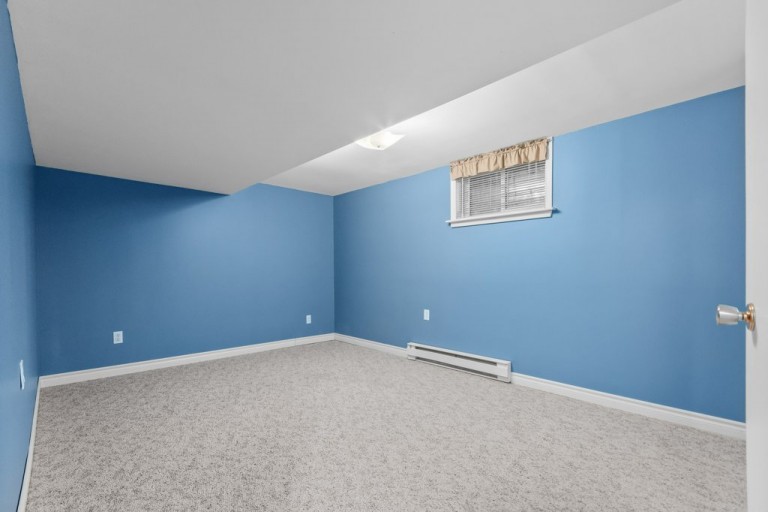 8 Mohawk Ave, Brighton, Canada photo 34