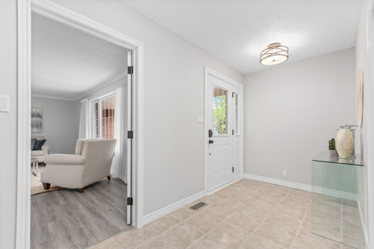 8 Mohawk Ave, Brighton, Canada photo 8