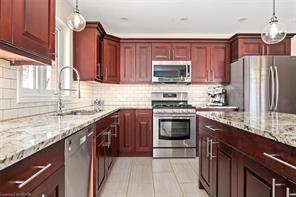 16 Chelsea Crescent, Belleville, Canada