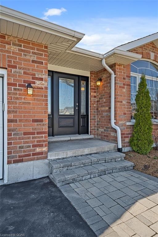 16 Chelsea Crescent, Belleville, Canada