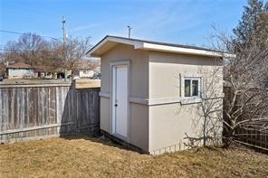 137 Finch St, Belleville, Canada