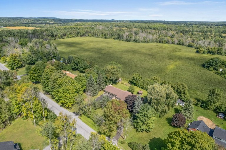 137 Lawson Road, Brighton, Canada photo 6