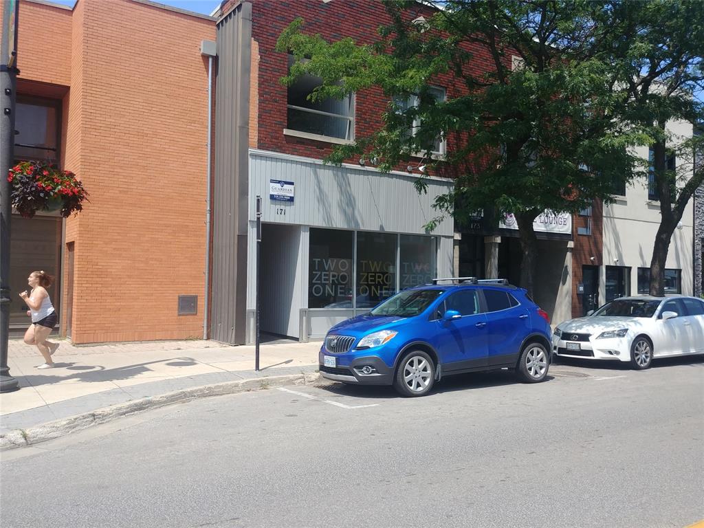 171 CHRISTINA Street North Unit# MN FLR, Sarnia Ontario, Canada
