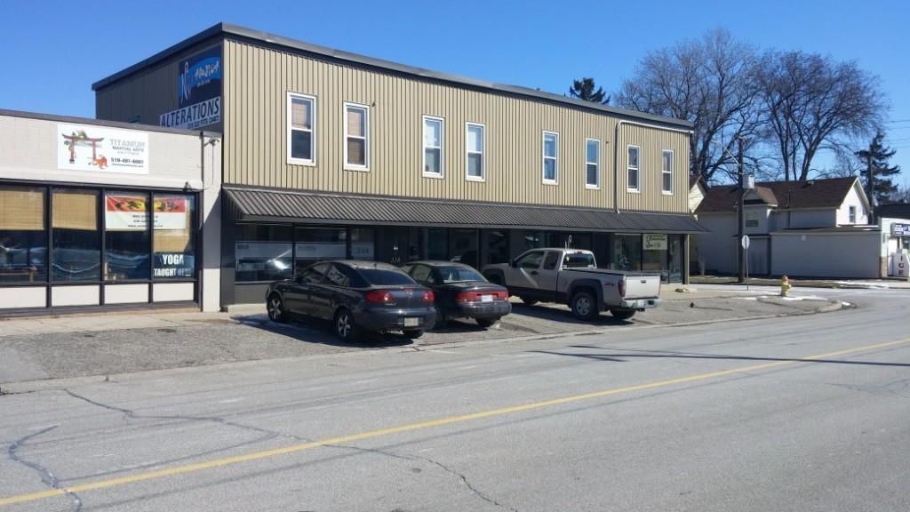 240 MAXWELL Street, Sarnia Ontario, Canada
