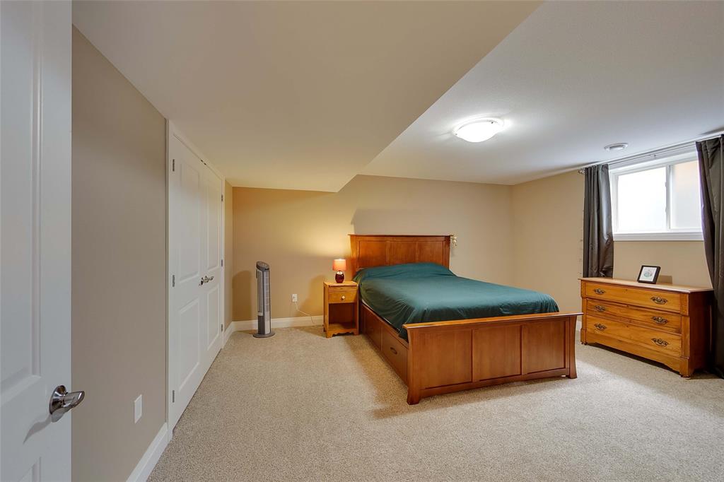 142 SANDPIPER Drive, Sarnia Ontario, Canada