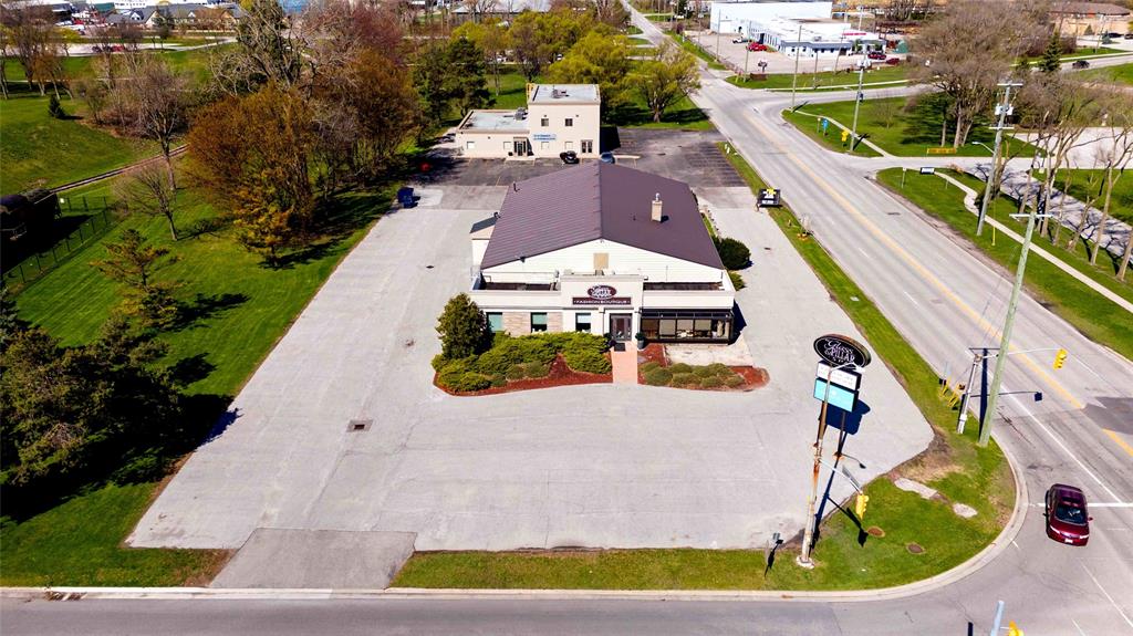 563 FRONT Street, Sarnia, Ontario, Canada photo 22