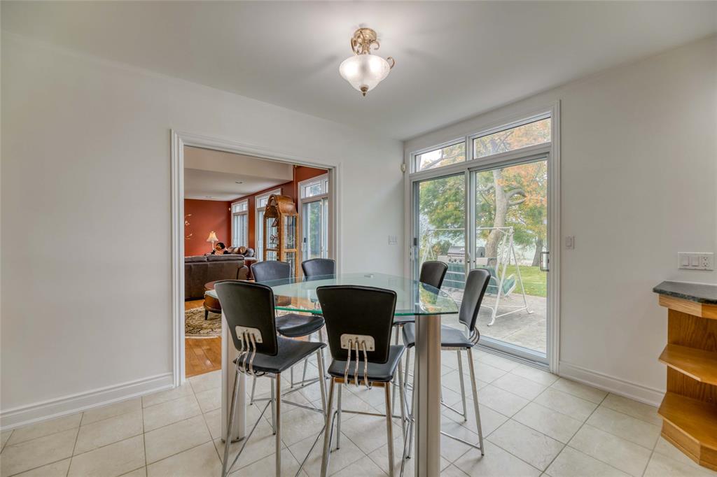 1224 LAKE HURON Parkway, Sarnia, Ontario, Canada