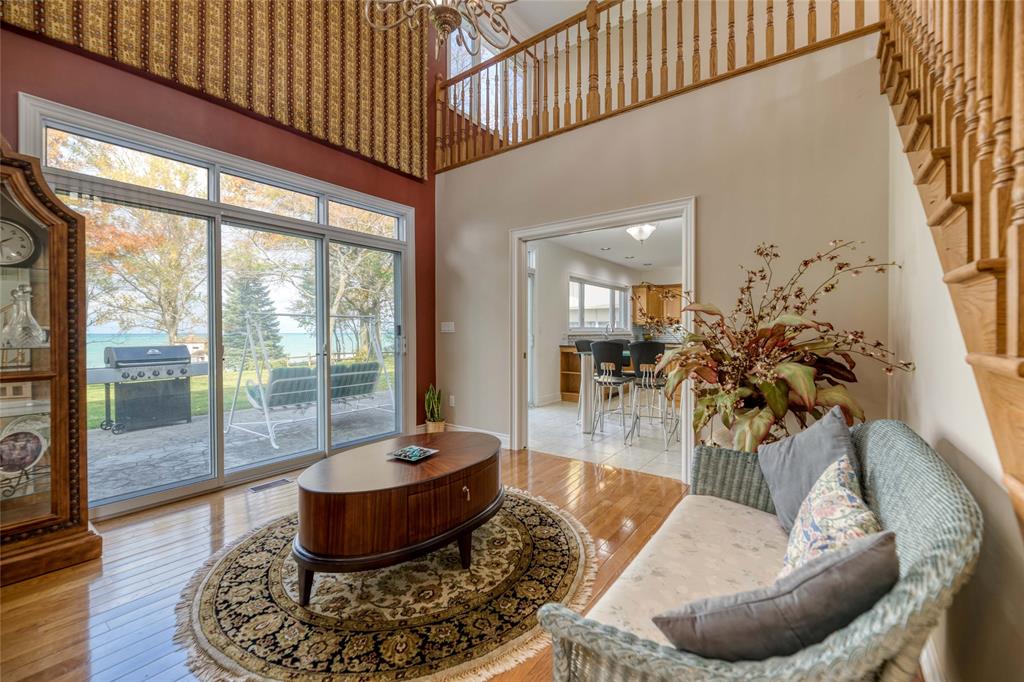 1224 LAKE HURON Parkway, Sarnia, Ontario, Canada